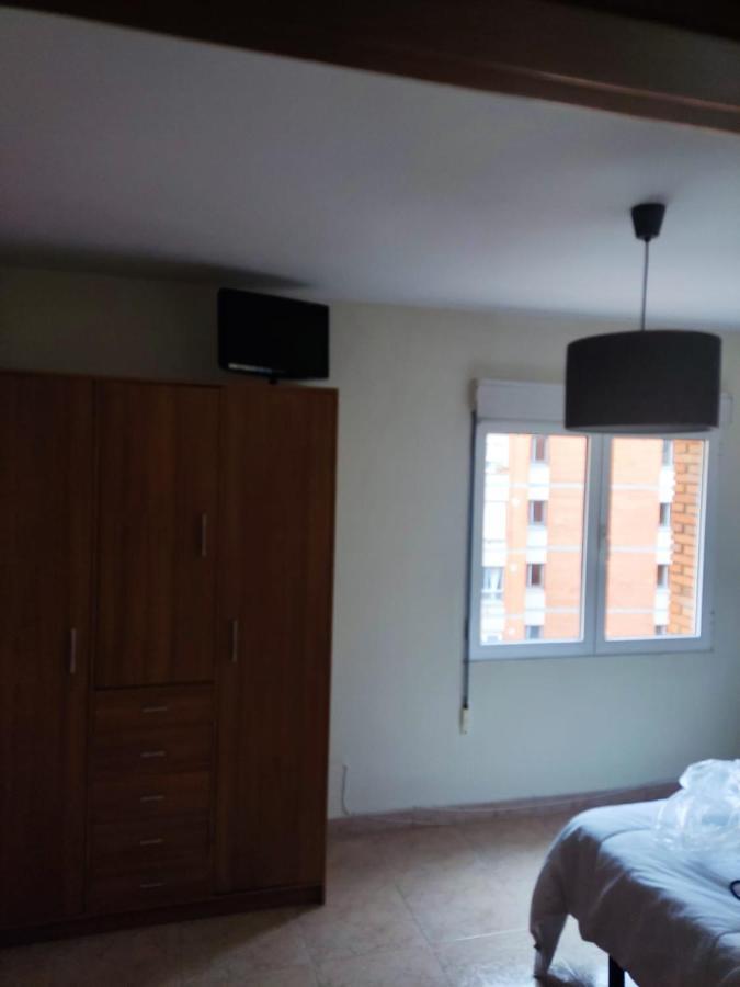 Piso Por Habitaciones En Хихон Екстериор снимка