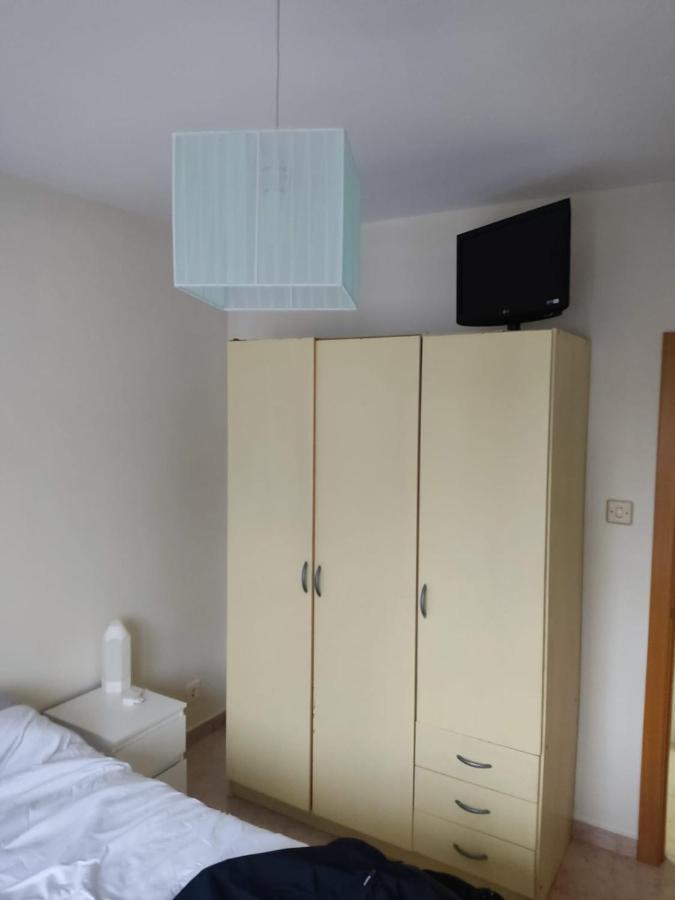 Piso Por Habitaciones En Хихон Екстериор снимка