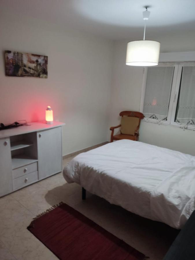 Piso Por Habitaciones En Хихон Екстериор снимка